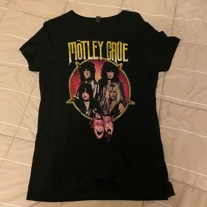 Black Motley Crue tee